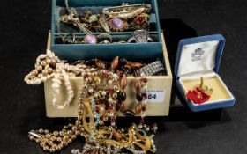 Collection of Vintage Costume Jewellery,