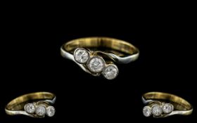 18ct Gold - Attractive 3 Stone Diamond S