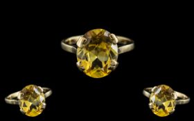 Ladies - Attractive 9ct Gold - Single Stone Citrine Set Ring. Fully Hallmarked for 9.375.