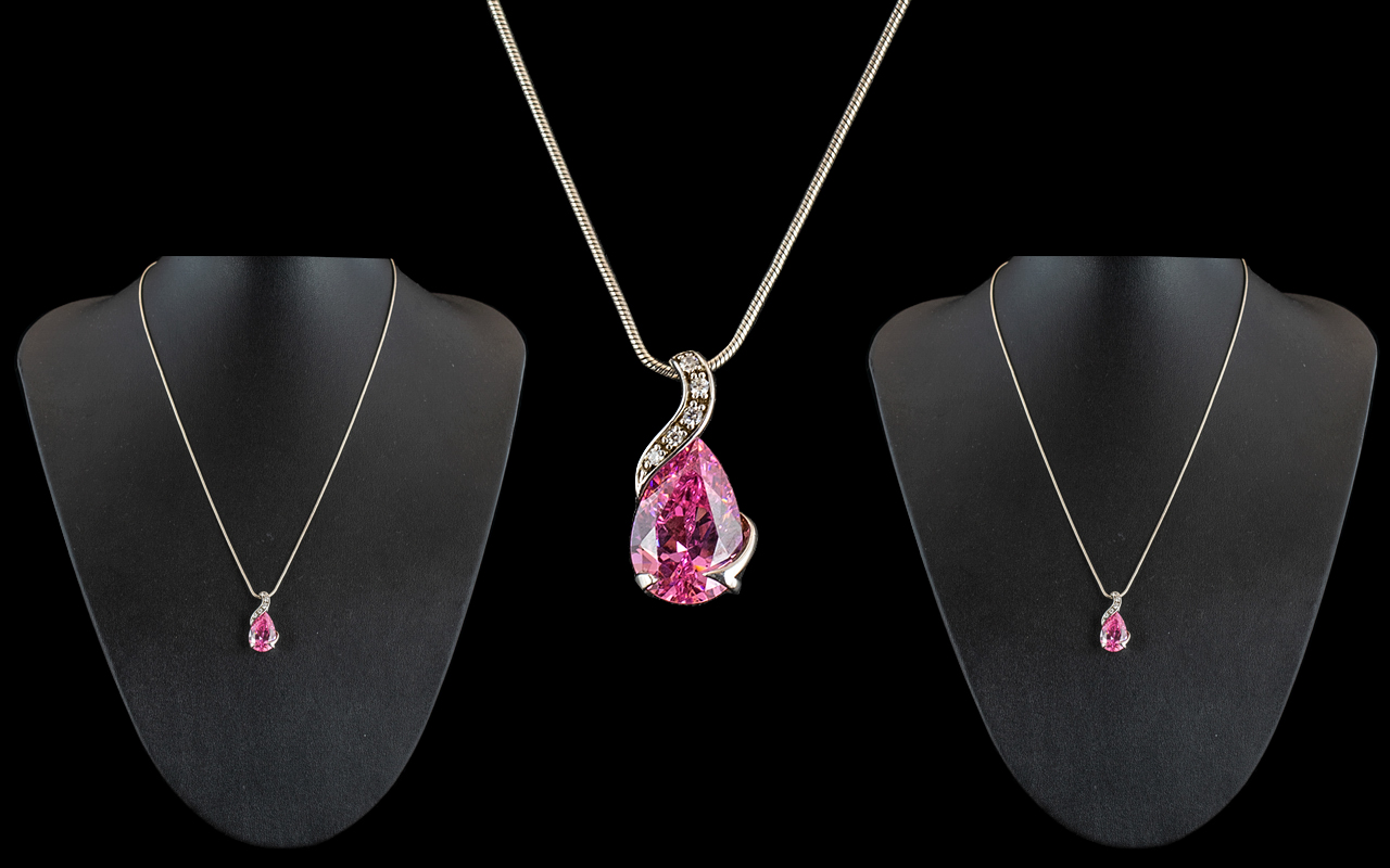 15ct Pink Topaz Silver Pendant and Necklace.