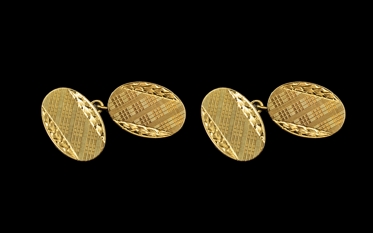 A Pair of 18ct Gold Oval Cufflinks fully hallmarked. Gross weight 6 grams.