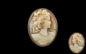 Antique Period - Large and Attractive Oval Shaped Shell Cameo - 9ct Gold Mounted Brooch, Marked 9ct.