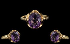 Ladies - Attractive 9ct Gold Single Stone Amethyst Set Ring. Fully Hallmarked for 9.375.