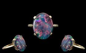 Antique Period - Attractive 9ct Gold Doublet Opal Set Ring of Oval Form.