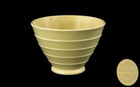 Keith Murray Wedgwood Art Deco Period Conical Shaped Moonstone Vase, In Pale Yellow Colour way,