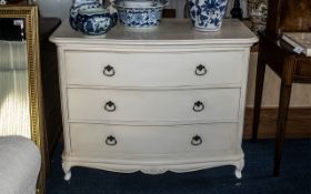 Contemporary White Lacquered Italian Serpentine Chest of Drawers,