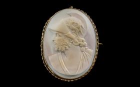 Victorian Period - Fine Quality 9ct Gold Mounted Oval Shaped Carved Cameo - Depicting ' Menelaus '