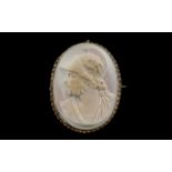 Victorian Period - Fine Quality 9ct Gold Mounted Oval Shaped Carved Cameo - Depicting ' Menelaus '