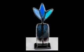 Modern Art Glass Abstract Form Shaped Pedestal with a Leaf Design Top,