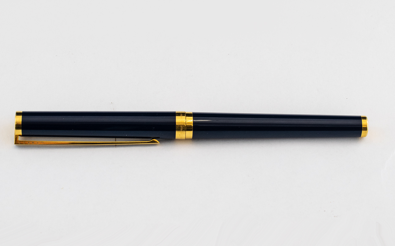 18ct Gold Nib St Dupont Fountain Pen. Du