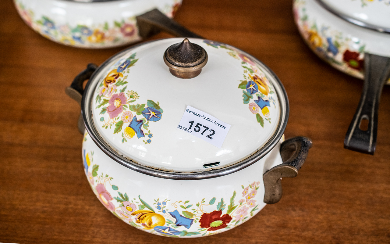 Set of Enamel Pans with Lids in cream wi - Image 3 of 3