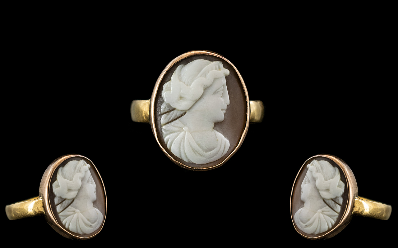 Antique Period - Attractive 9ct Rose Gold Cameo Set Ring. The Shank Added Later Is 18ct Gold.