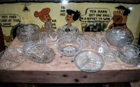 Large Quantity of Quality Glass Items, comprising six assorted crystal glass fruit/trifle bowls,