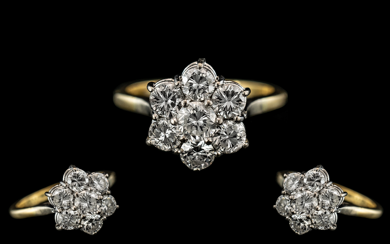 18ct Gold - Attractive Top Quality Diamond Set Ring, Flower head Setting. - Image 2 of 3