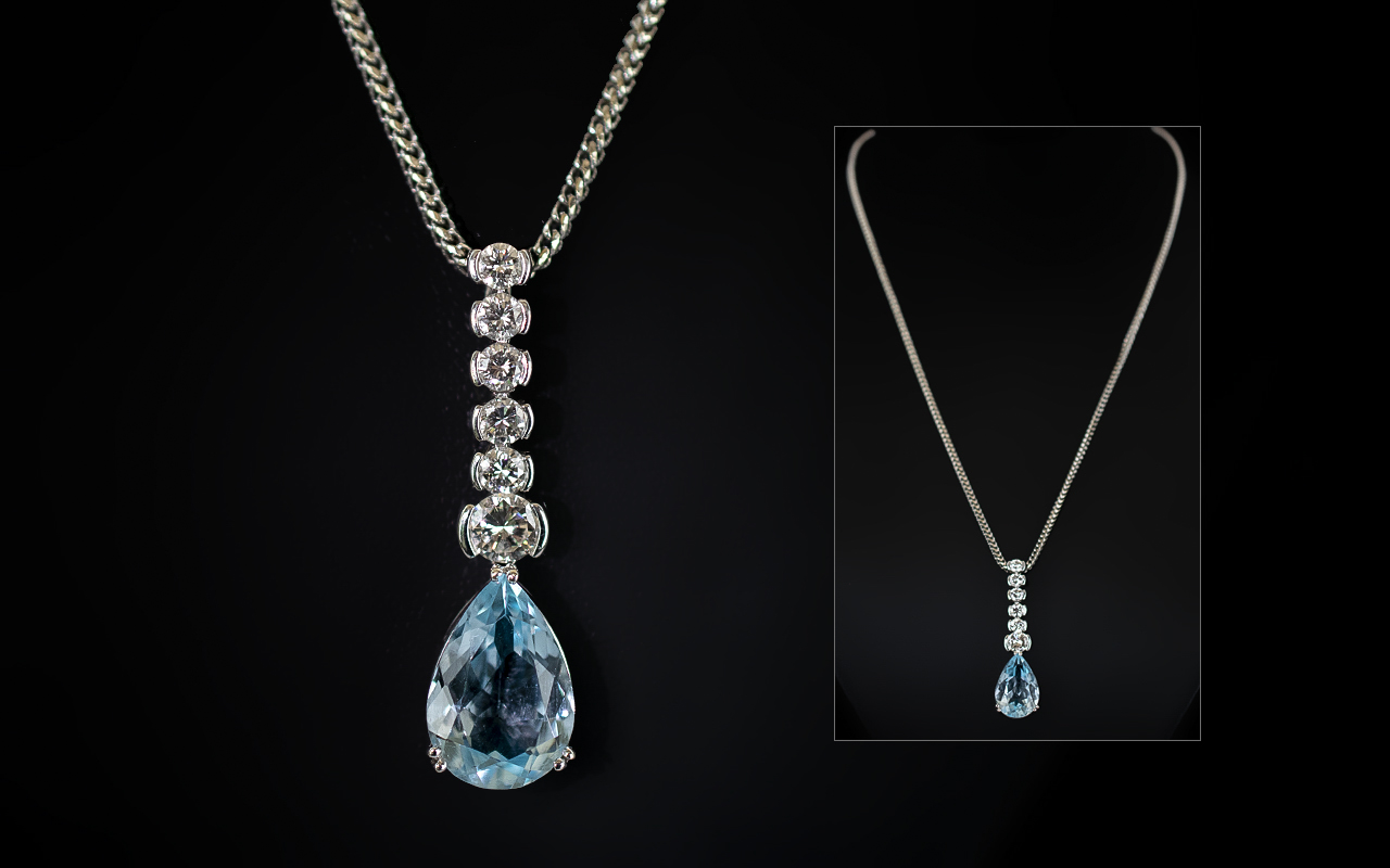 Ladies - Stunning 18ct White Gold Diamond and Blue Topaz Set Pendant Drop. Attached to a 18ct - Image 2 of 3