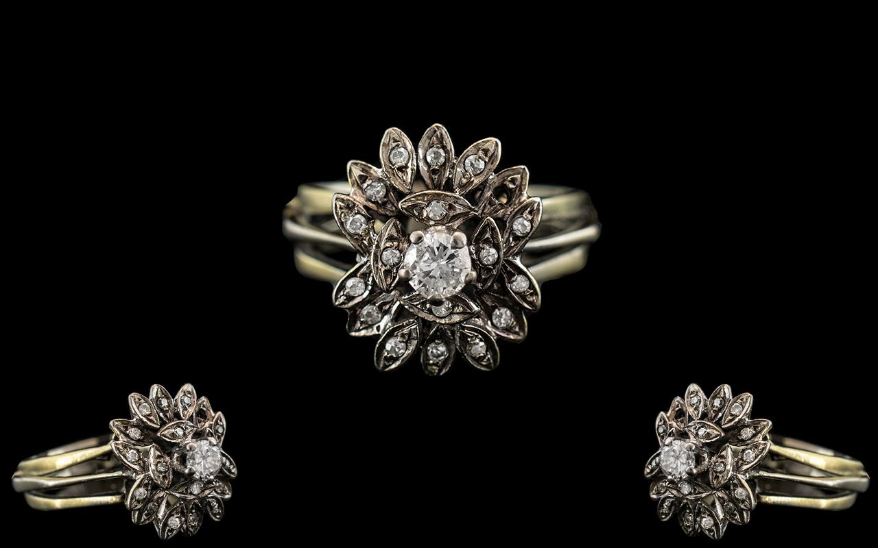 18ct White Gold - Attractive Diamond Set Ring - Flower head Design. Marked 18kt. The Central White - Image 2 of 3