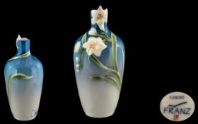 Franz - Superb Hand Painted Porcelain Vase, White and Yellow Flower with Green Stems on Blue Ground.