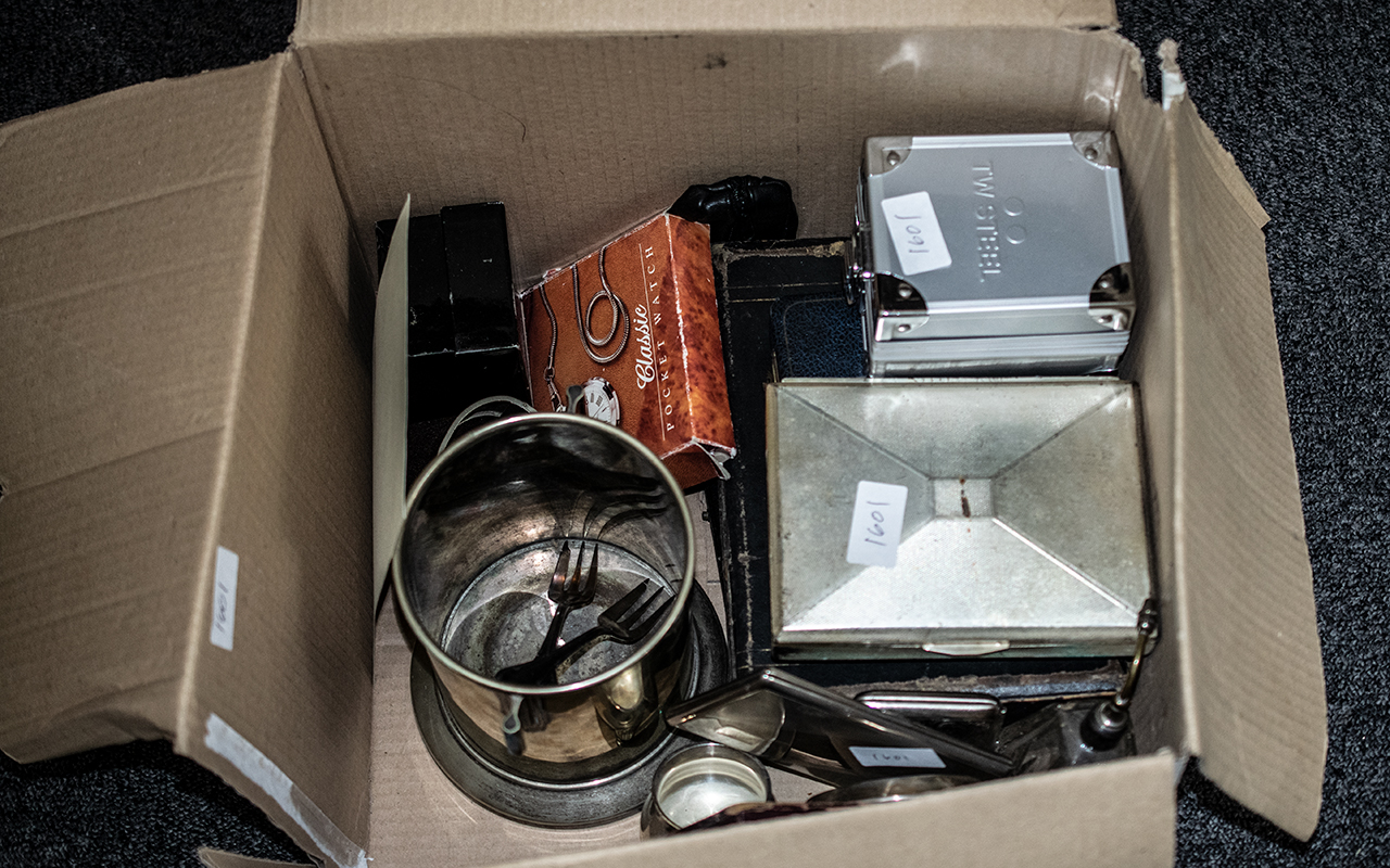 Miscellaneous Silvered Metal Items comprising cigarette boxes, syphon holder, salts,