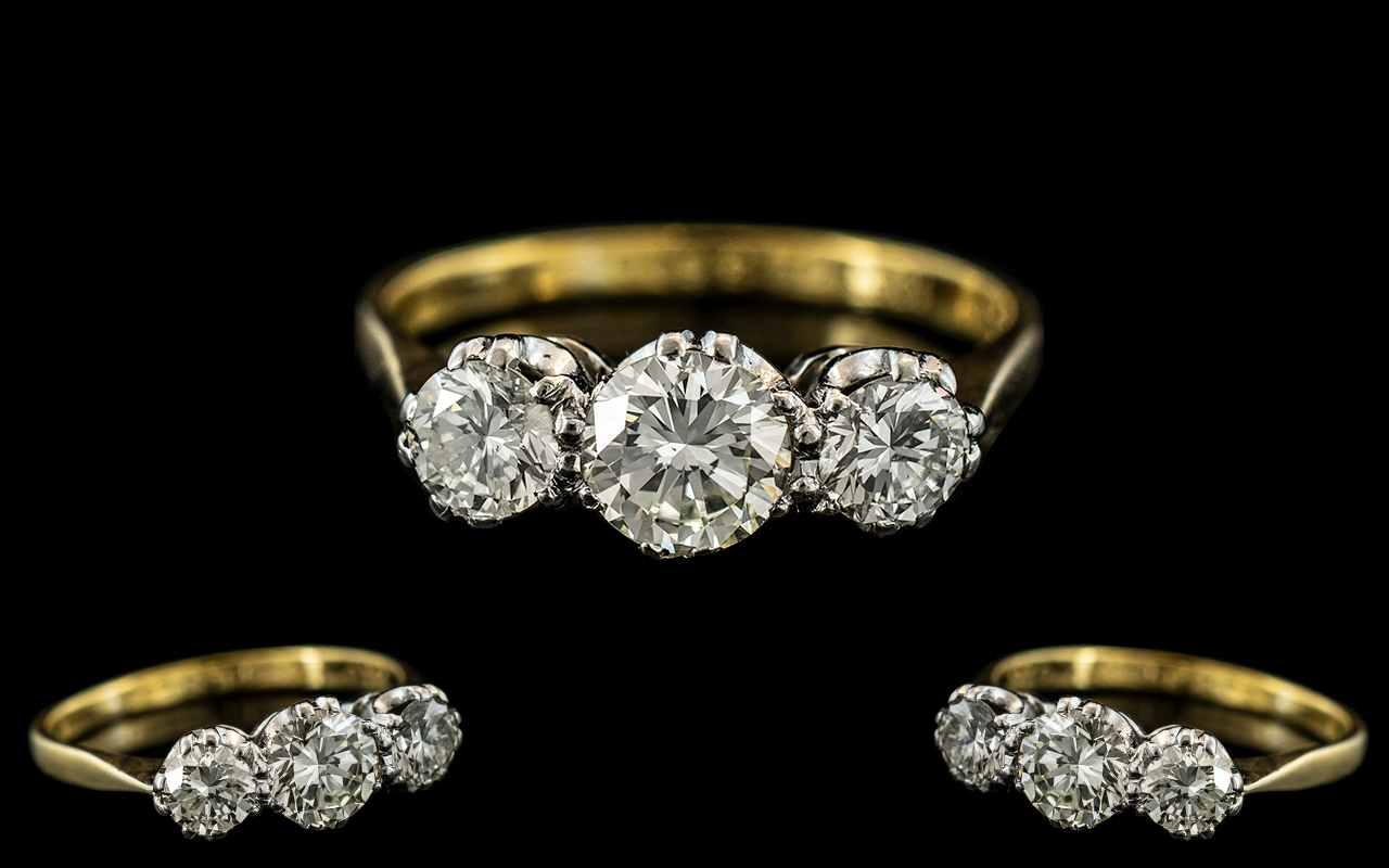 18ct Gold and Platinum - Attractive 3 Stone Diamond Set Ring.