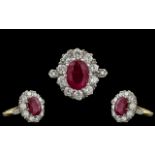 18ct Gold - Superb Quality Ladies Diamond and Ruby Set Cluster Ring.