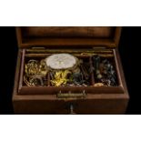 Leather Box containing a miscellaneous selection of vintage and costume jewellery