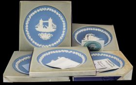 Wedgwood Blue Jasper Early Edition Christmas Plates, comprising 1972/73/74/75 and 1976. All with