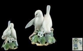 Royal Copenhagen - Ltd Edition Superb Hand Painted Porcelain Bird Figure ' Love Birds ' Uccelli.