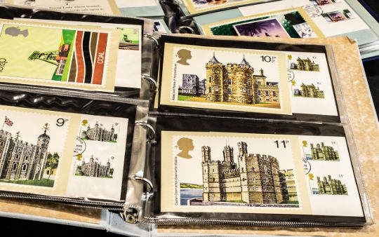 Very extensive collection of Post Office PHQ postcards and first day covers in nine folders, - Image 2 of 3