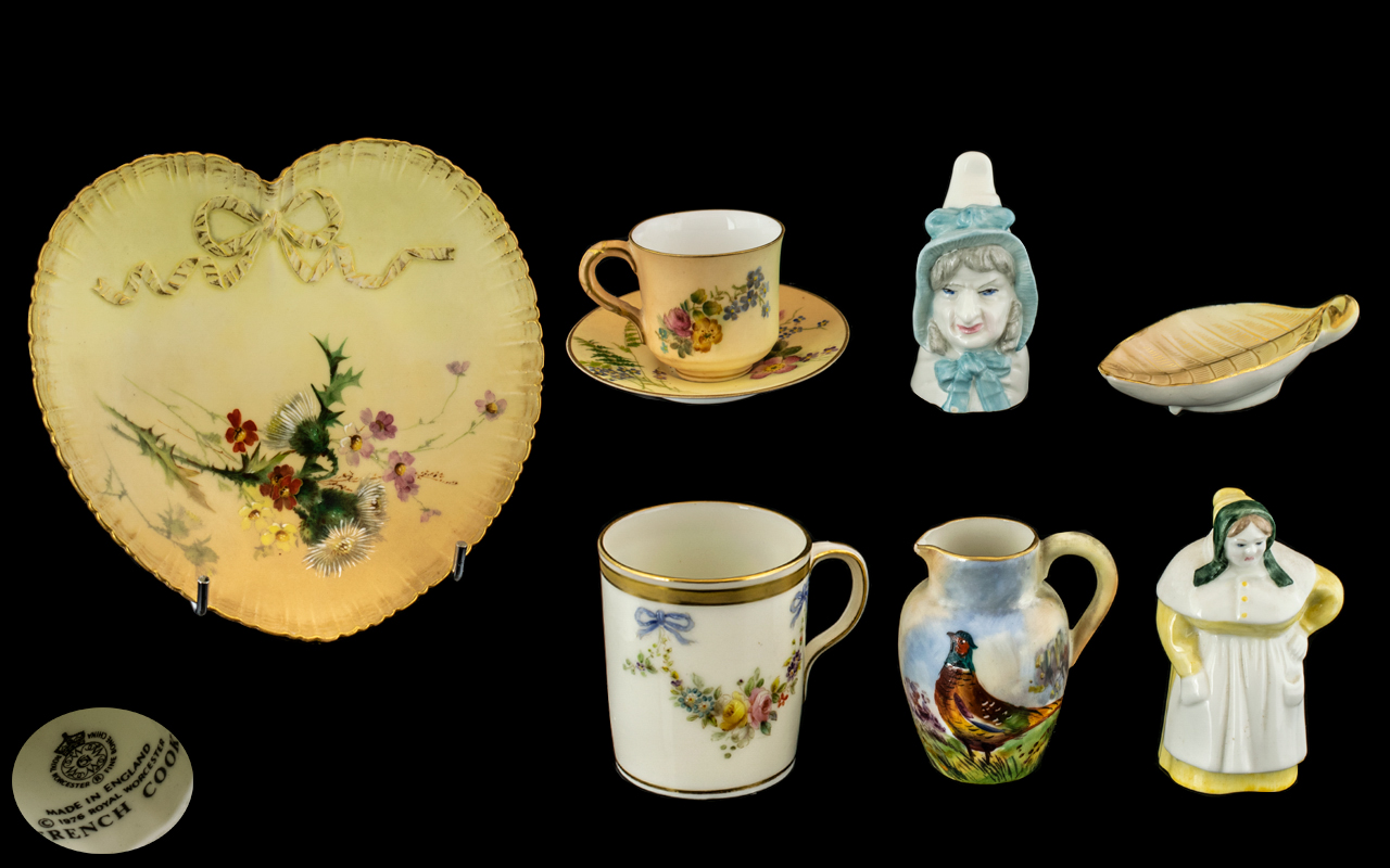 A Collection of Royal Worcester Hand Painted Small Items ( 8 ) Items In Total.