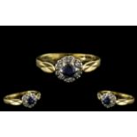 18ct Gold - Attractive and Petite Sapphi