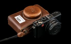 Leica Camera Model D-Lux 4, (Alens - Co