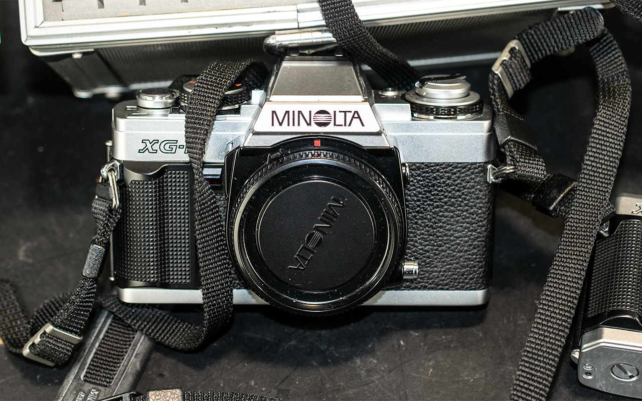 Two Minolta Cameras XG - M and X - 500 i - Image 3 of 5