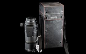 Sigma Lens in Original Case, APO - 135 -