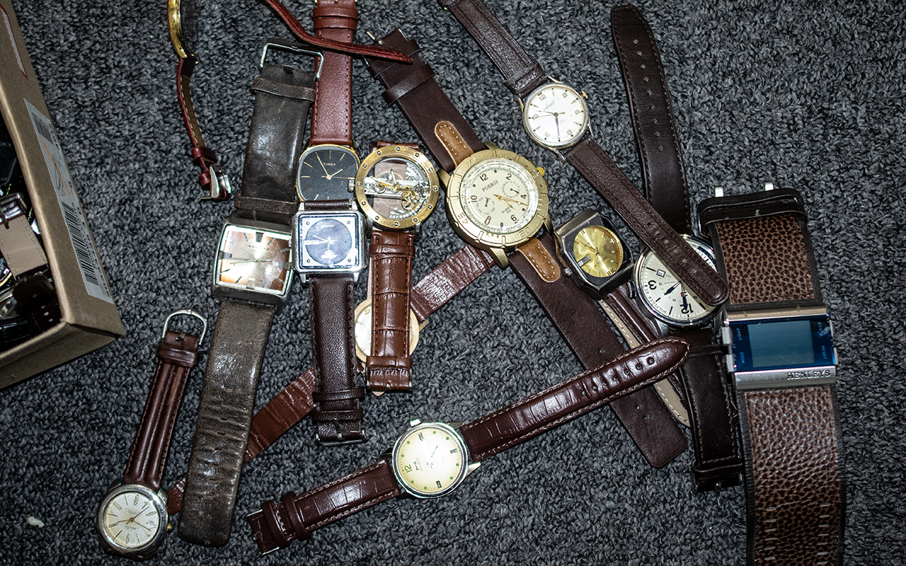 A Shoebox Full of Modern Gents Wristwatches to include, Seiko 5 Automatics, Ricoh, - Image 2 of 2