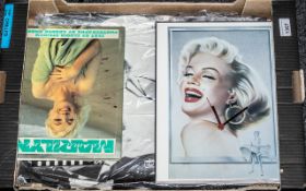 Marilyn Monroe Interest - collection of memorabilia comprising a Marilyn clock, measures 14" x 11",