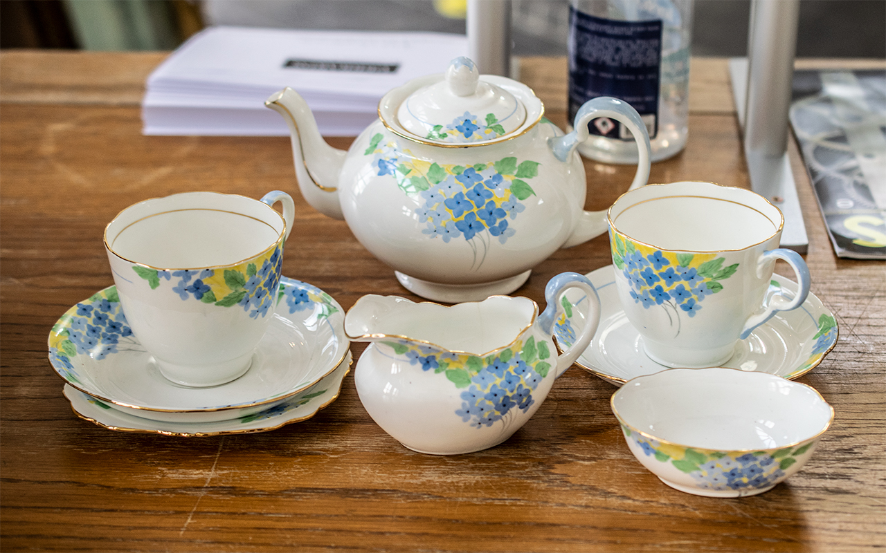 Grafton Handpainted Tea Service, comprising a tea pot, milk jug, sugar bowl,