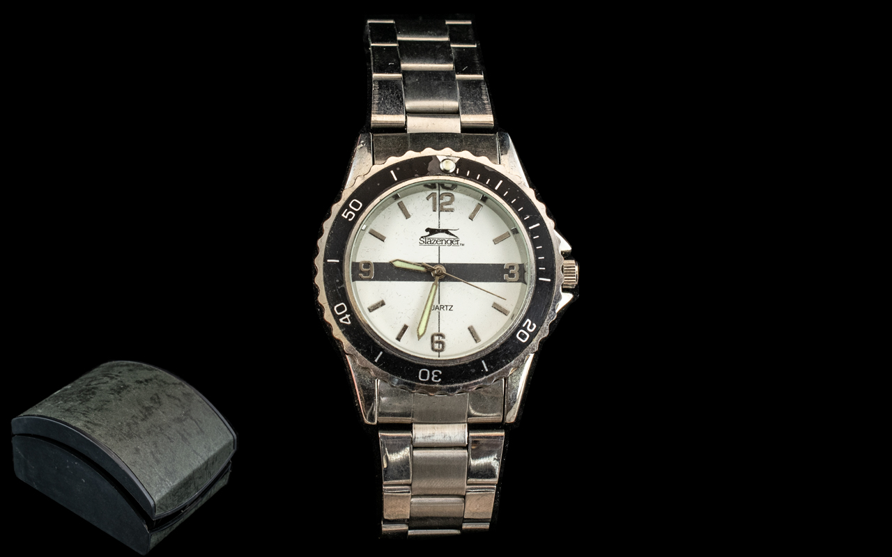 Gents Steel Slazenger Fashion Watch. Gents Slazenger Divers Watch, Black Turn-able Bezel, With