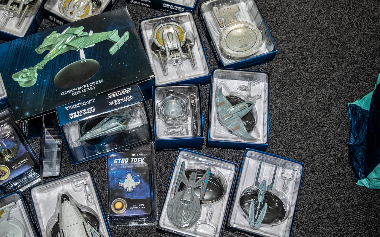 A Quantity of Star Trek Die Cast Models all boxed in as new condition. - Image 3 of 3