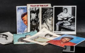 Autographs of Music Stars - Nice collection of programmes, sheet music, photographs, etc.