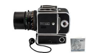 Victor Hasselblad Black Cased - Medium Format Film - 500 EL-M Camera, Nr Mint Condition With Carl