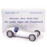 CMC Classic Exclusive Models 1:18 scale model; Mercedes-Benz W154 (1938)