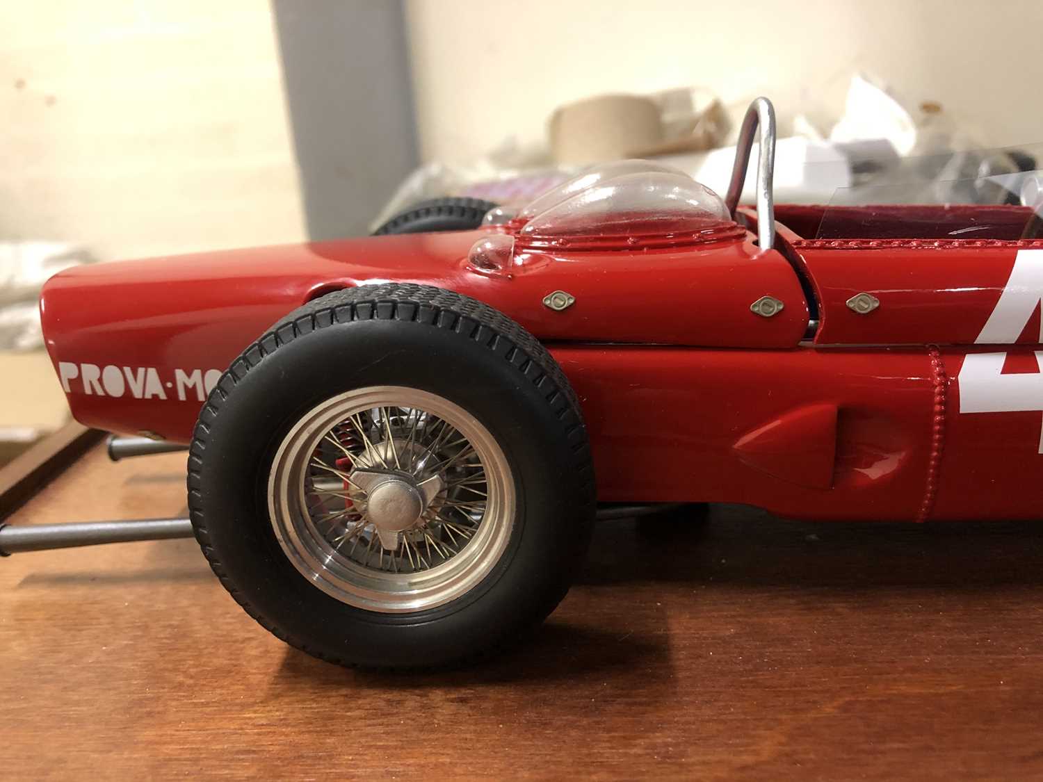MG Model Plus 1:12 scale model; Ferrari Dino 156, F1 world champion (1961) - Image 6 of 6