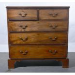 Victorian mahogany chest of drawers