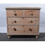 Pine chest of drawers