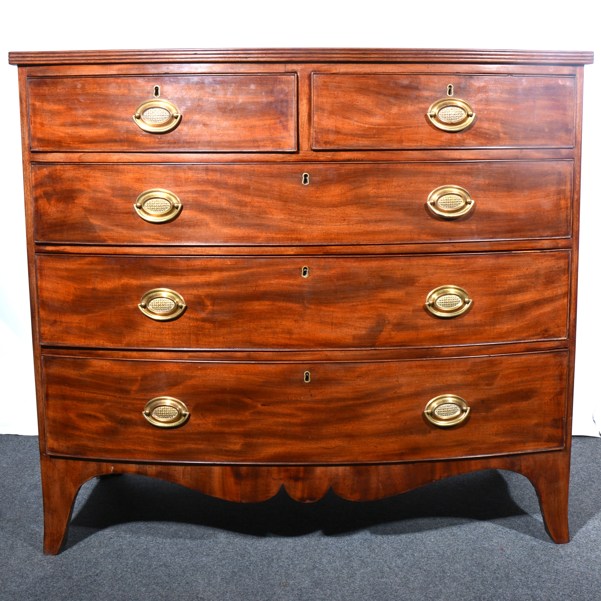 A Victorian mahogany bowfront chest of drawers.