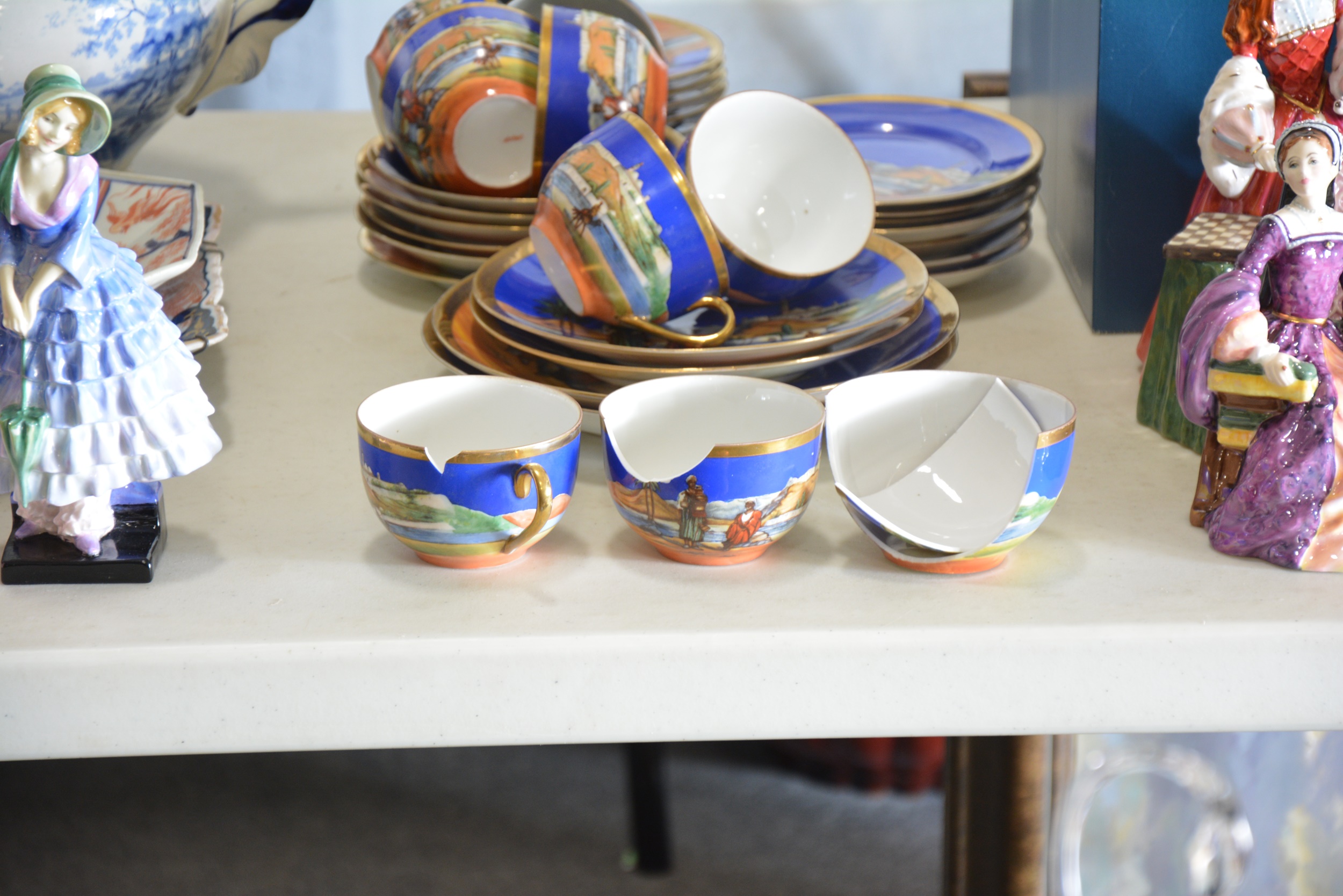 Continental porcelain tea service with an Arabian desert scene - Image 2 of 3