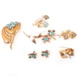 Paste set costume jewellery the colour of heat treated blue zircon, French fur clip