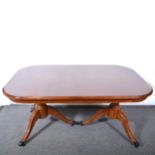 Willis & Gambia dining table
