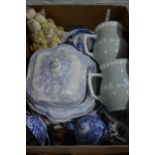 Collection of ceramics,