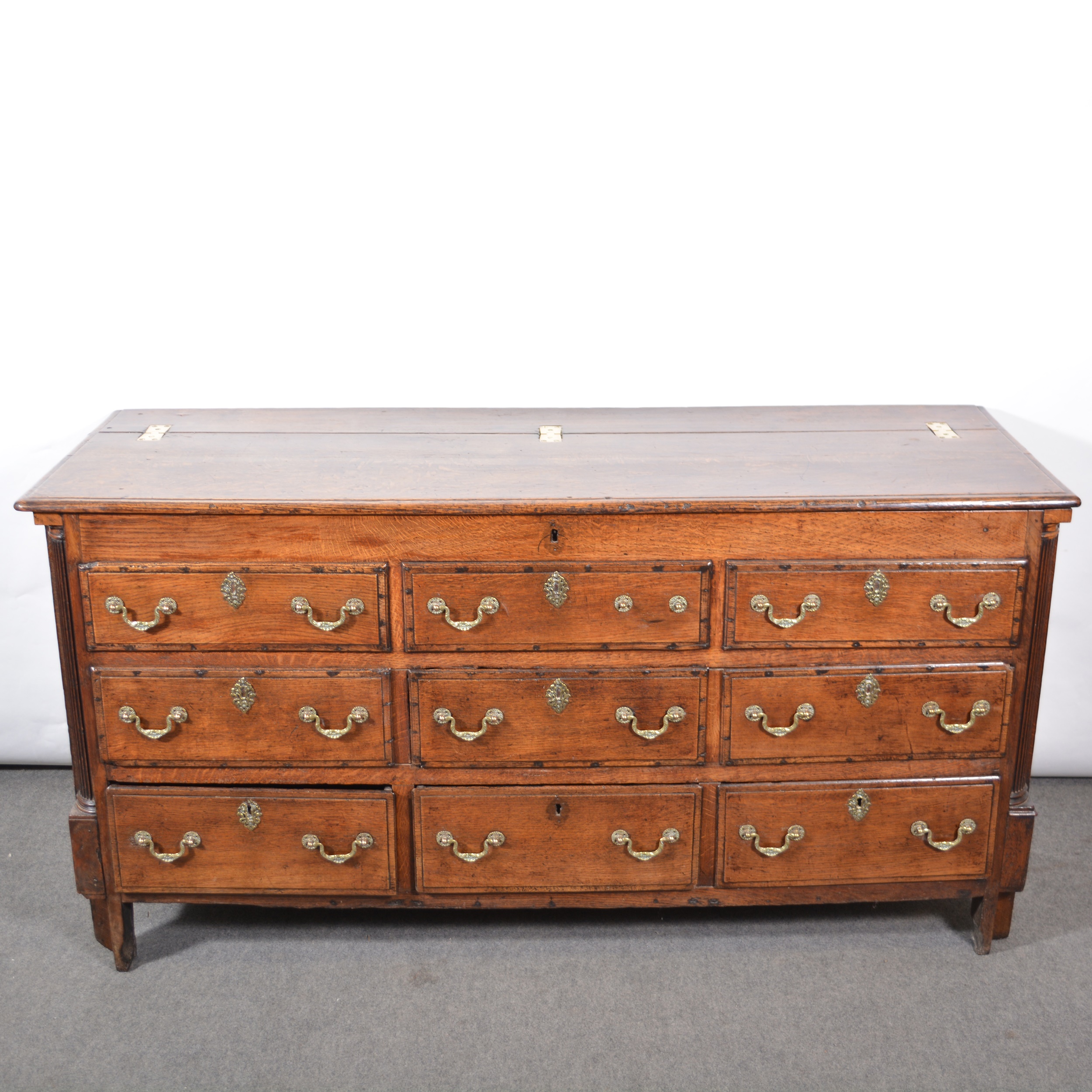 Oak Lancashire type mule chest - Image 2 of 3